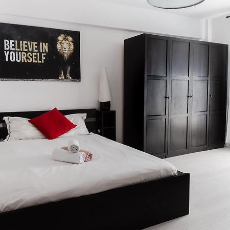 Apartment 3 Rooms, City Center, Balcony View, Sunset Boulevard Bucareste Exterior foto